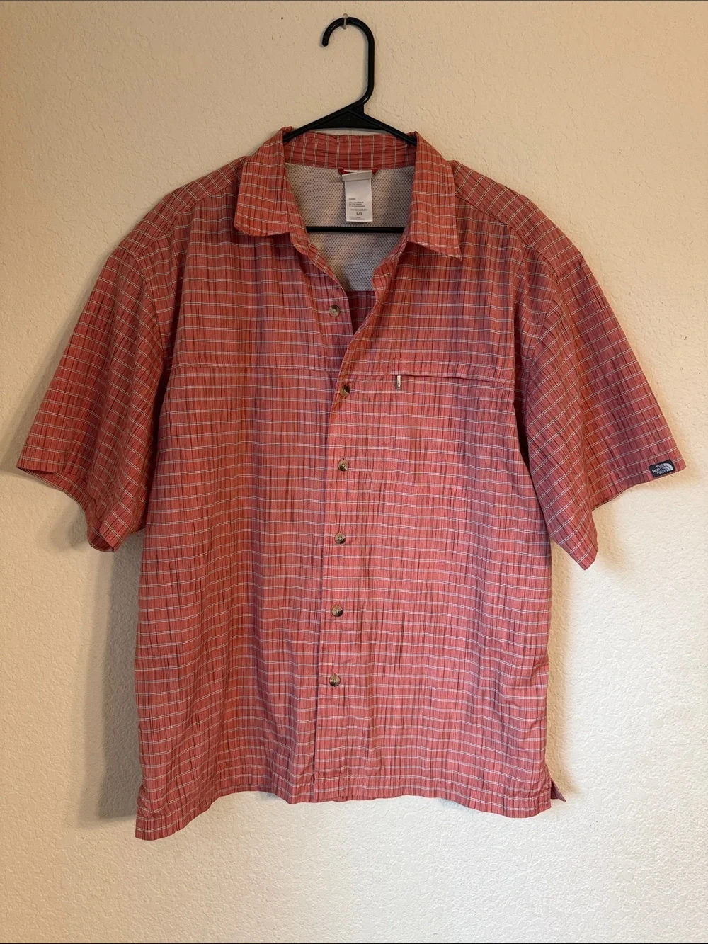 The North Face Men's Short-Sleeve Button-Up Shirt - Red Plaid